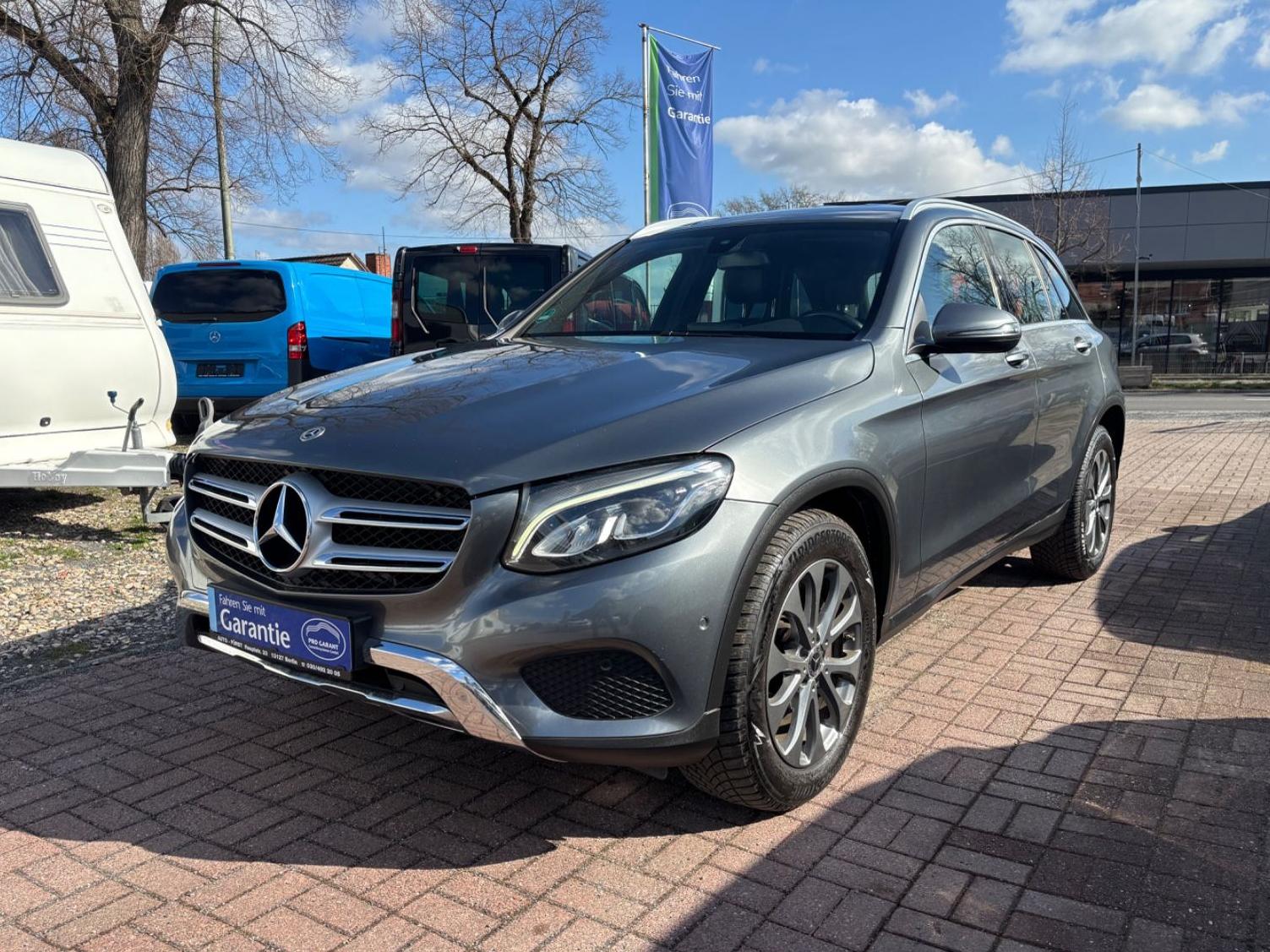 Mercedes-Benz GLC 220d 4Matic+AUTOM.+NAVI+KAMERA+AHK+++