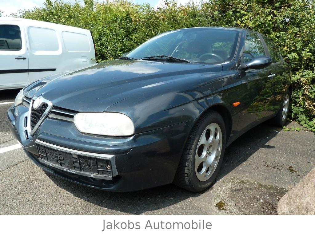 Alfa Romeo 156
