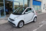 Smart ForTwo 800 coupé passion Cdi - Smart ForTwo mit Diesel-Antrieb: Limousine, Automatik