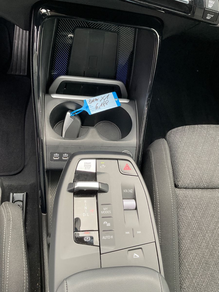 Fahrzeugabbildung BMW X1 xDrive23d Auto,Kamera,AHK,LED,KeylessGo