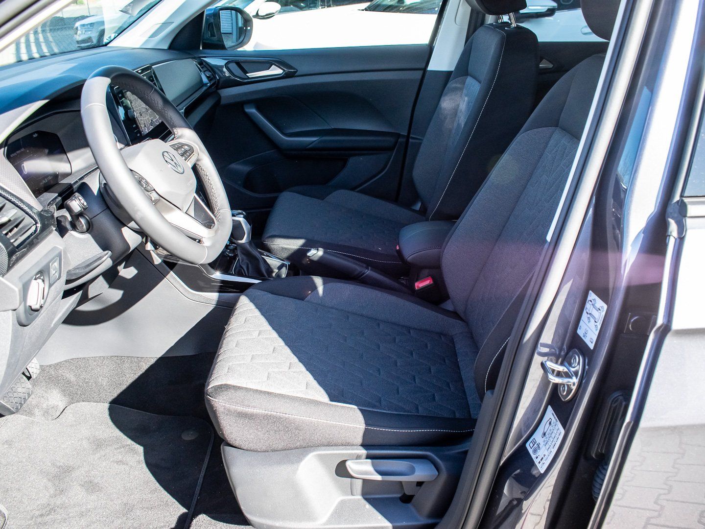 Volkswagen T-Cross - Bild 13