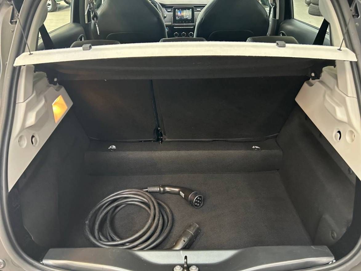 Fahrzeugabbildung Renault ZOE EXPERIENCE R110 Z.E. 50 Batteriemiete