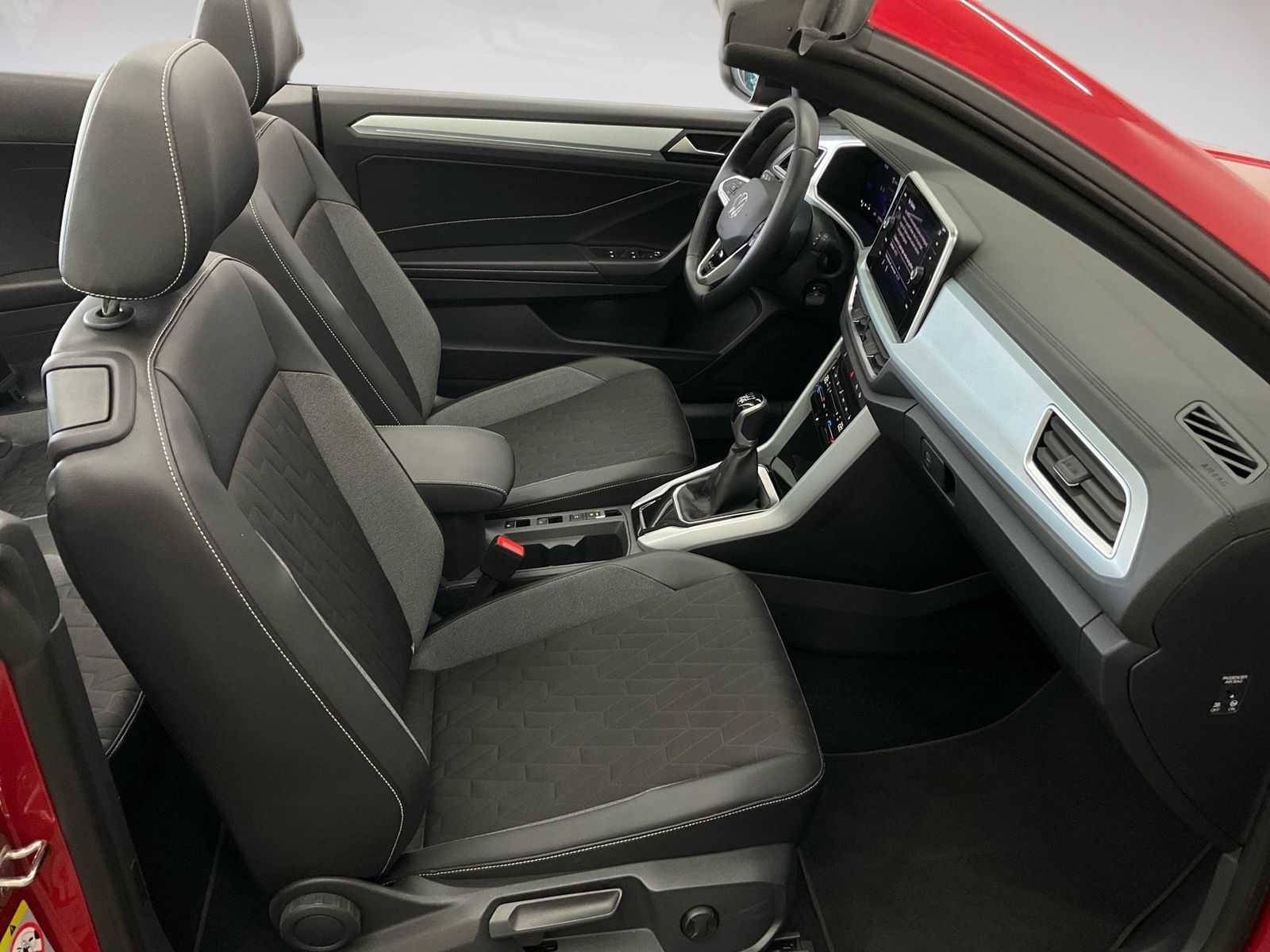 Volkswagen T-Roc - Bild 9