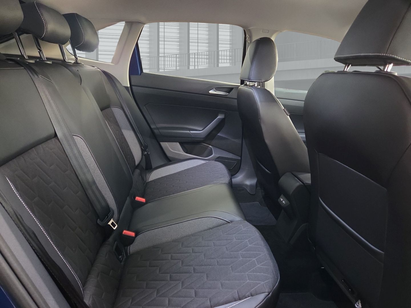 Fahrzeugabbildung Volkswagen Taigo Energy Energy 1.0 TSI AHK-abnehmbar Navi D