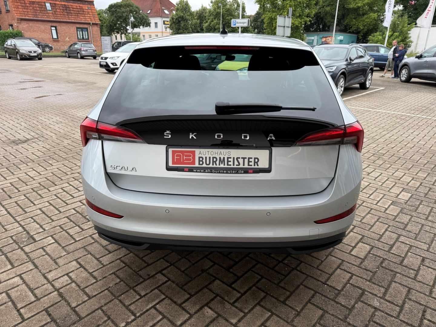 SKODA Scala 1.5 TSI EU6d DSG CarPlay SHZ RFK Alu LED - Image 5