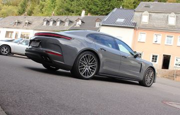 Porsche Panamera 4 E-Hybrid*ACC,Head-Up,Sitzlüft,14-Wege