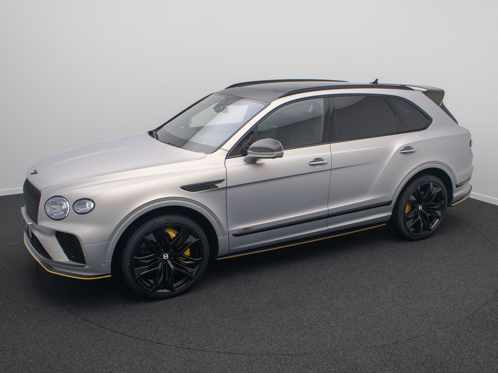 Fahrzeugabbildung Bentley Bentayga 4.0 V8 Speed Individual Carbon MegaVoll