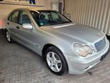 Mercedes-Benz C 180*TOP ZUSTAND*2.BESITZ*SCHECKHEFT*ROSTFREI - gebrauchte Mercedes-Benz C 180 aus dem Jahr 2003