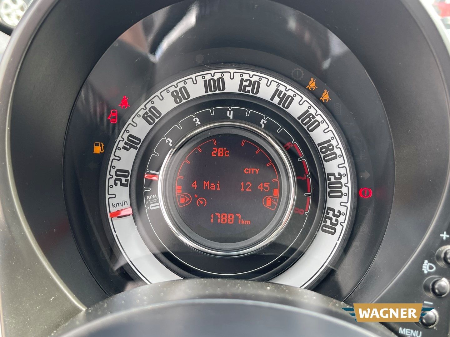 Fahrzeugabbildung Fiat 500 Klimaanlage Tempomat Isofix Bluetooth
