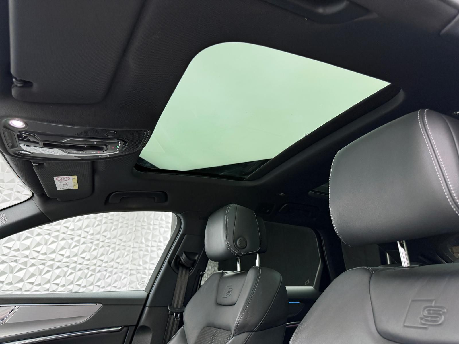 Fahrzeugabbildung Audi 45 TFSI QUAT/S-LINE/ACC/PANO/STANDHZ/B&O/KEYL/DA