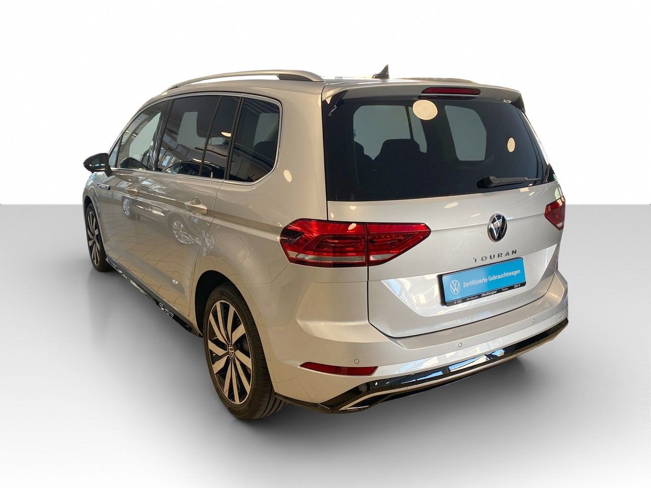 Volkswagen Touran 1.5 TSI DSG Highline Pano AHK Navi foto 3