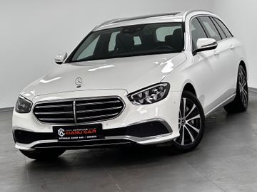 Mercedes-Benz E 300 de MB-GARANTIE.AHK.DISTRO.LED.WIDE.ACC.HUD