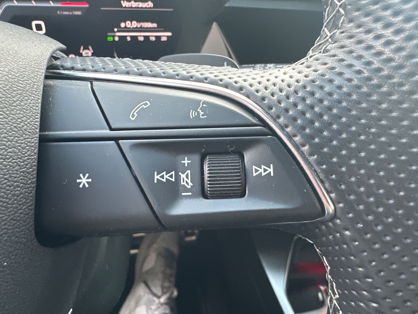 Audi A3 SpB 35 TFSI S-Line NAV+MATRIX+ACC+SHZ foto 15