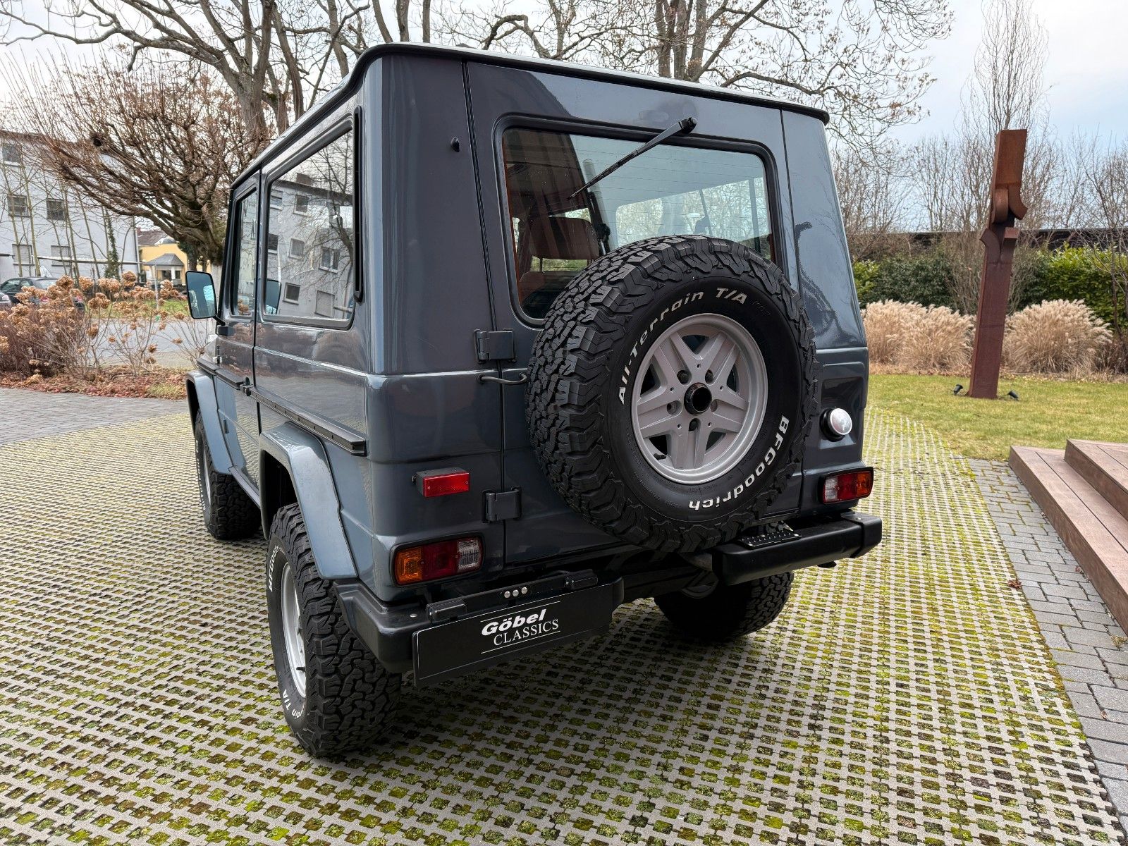 Fahrzeugabbildung Mercedes-Benz 280 GE