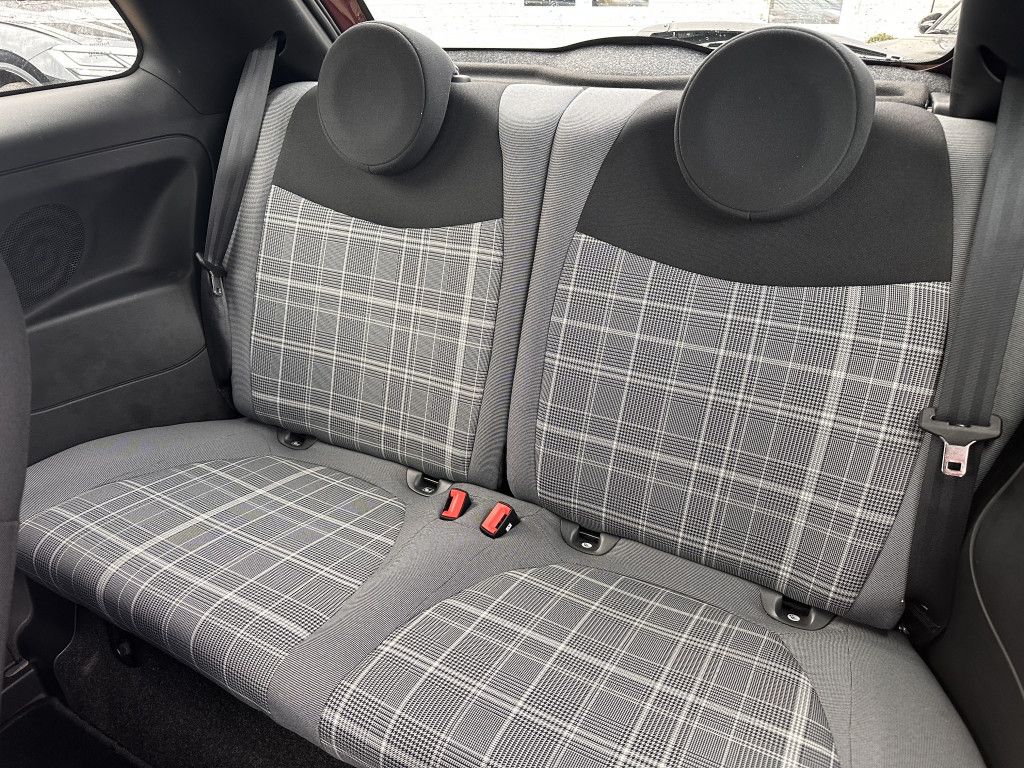 Fahrzeugabbildung Fiat 500 1.2 Lounge*PDC*UConnect*LED*Tempomat*ELFH*