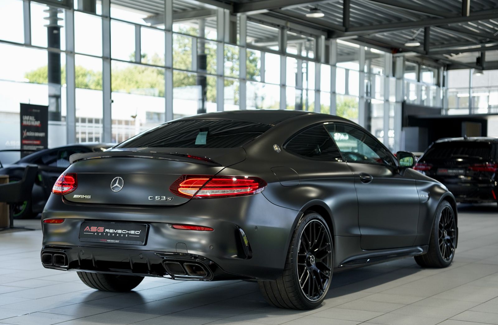 Mercedes Benz C 63 Amg