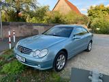 Mercedes-Benz CLK 240i Elegance  - Mercedes-Benz CLK 240: Elegance