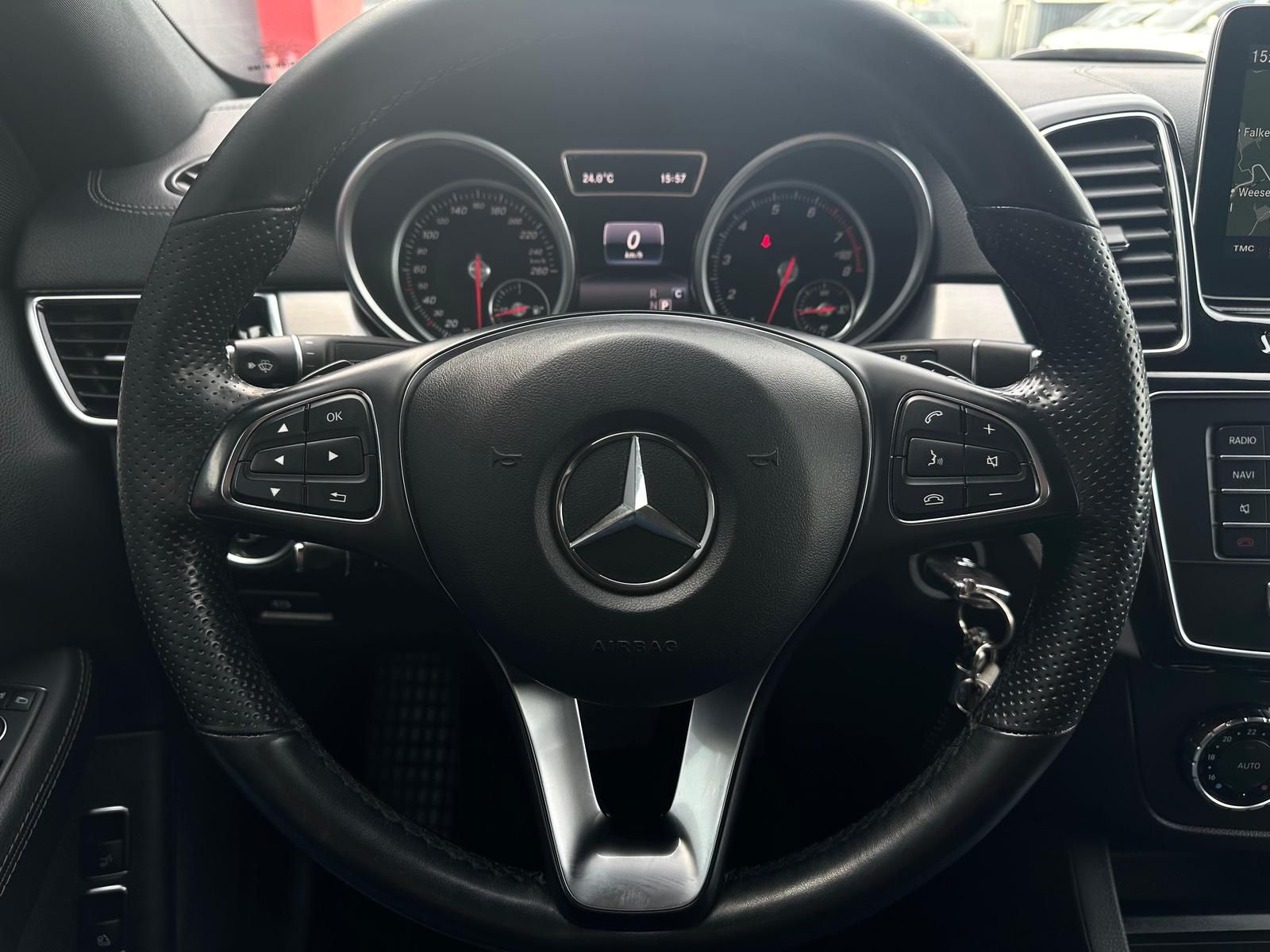 MERCEDES-BENZ GLE400 Coupe AMG 4Matic LED#SH#SHZ#AHK#HUD#TEMPO - Image 11