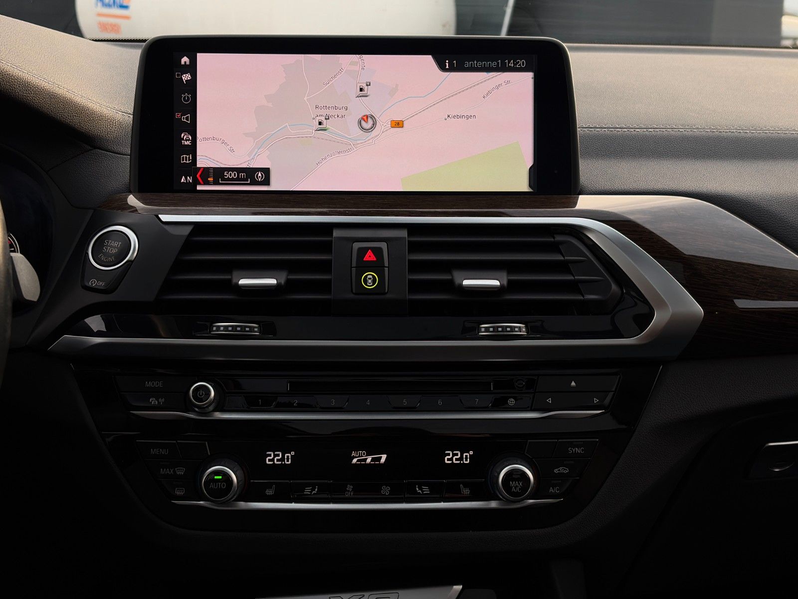 Fahrzeugabbildung BMW X3 xDrive 30i Luxury Line Pano Akustik Komf. HuD