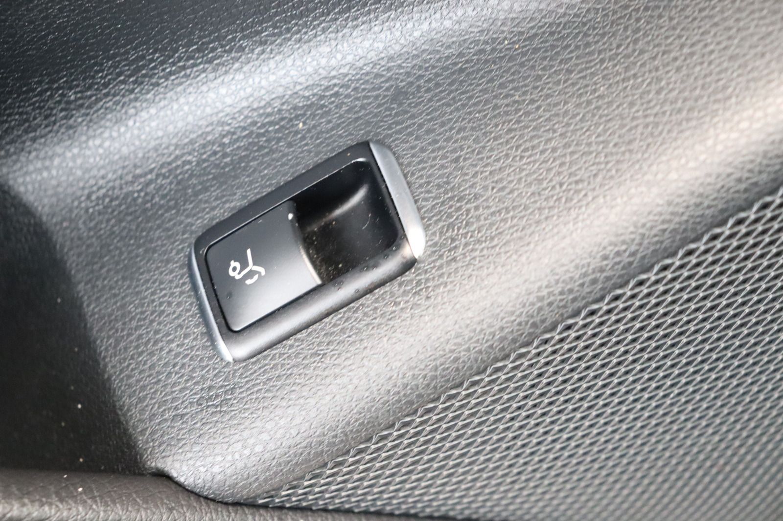 Fahrzeugabbildung Mercedes-Benz CLA 220 CDI Shooting Brake 4Matic