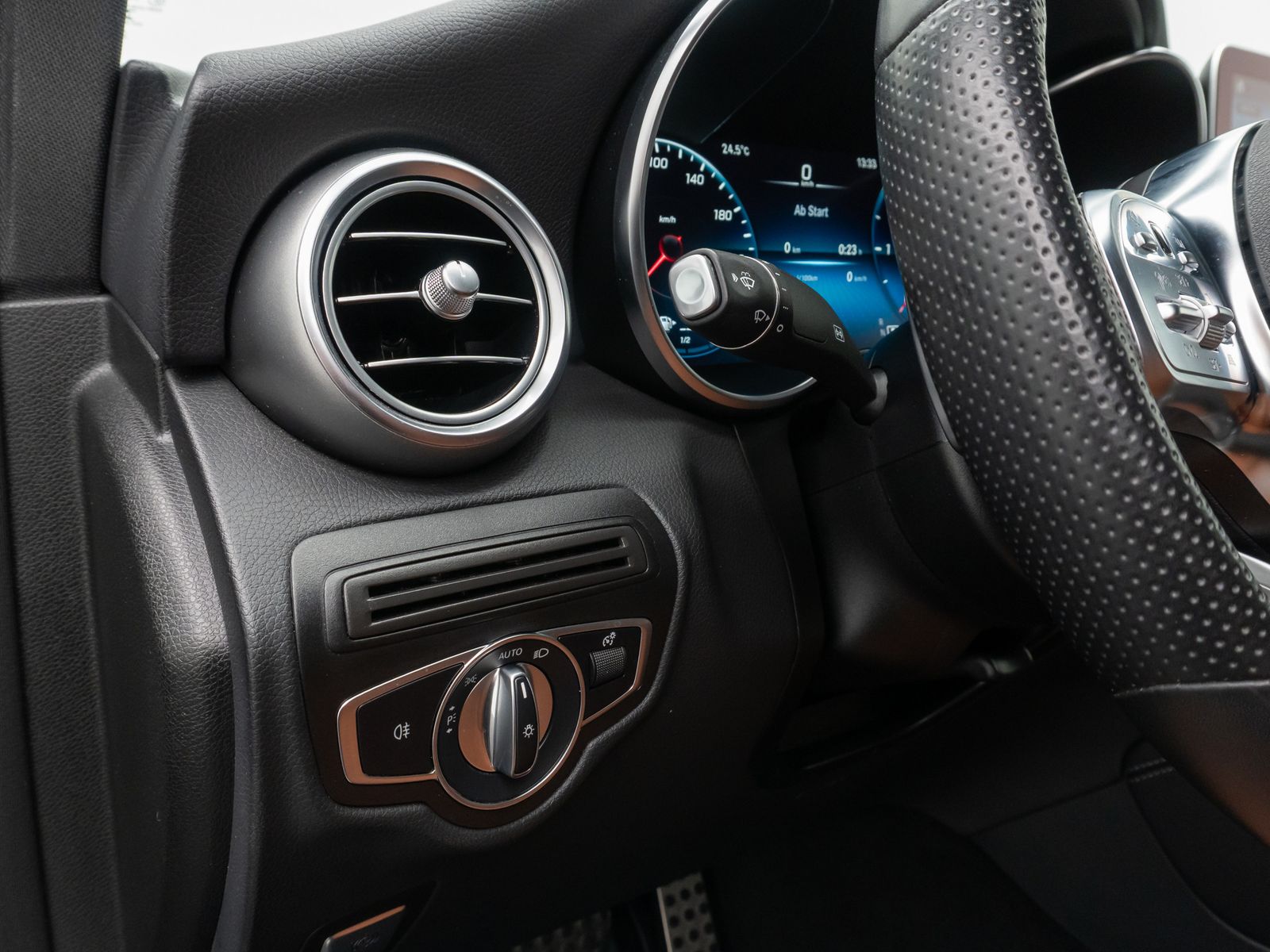 Fahrzeugabbildung Mercedes-Benz GLC 400d Coupe 4Matic AMG Line Kamera AHK Leder