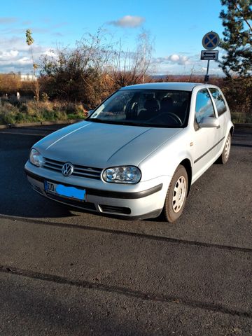 Volkswagen Golf 1.6 Comfortline Comfortline