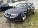Audi A4 1.9TDI 96kW multitronic Avant - Audi A4 aus 2004: 1.9