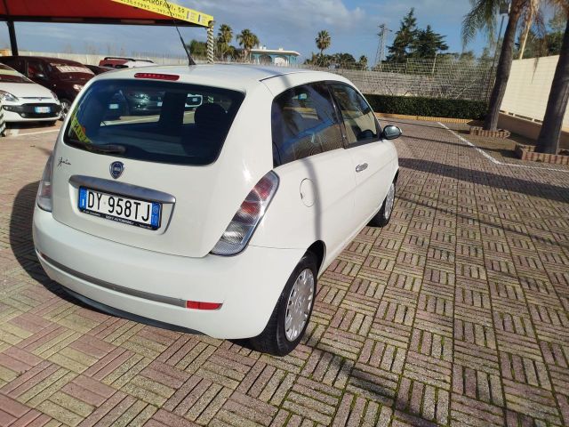 Lancia Ypsilon 1.4 Oro Ecochic GPL