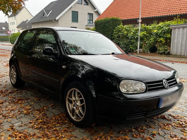 Volkswagen Golf iv 4 1.4 - 2 Jahre Tüv neu