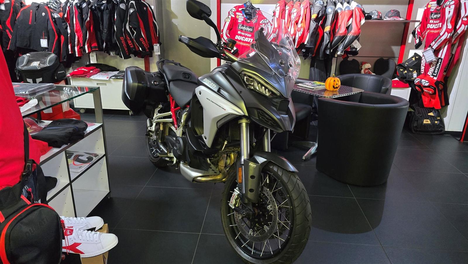 Ducati Multistrada V4 S #FULL