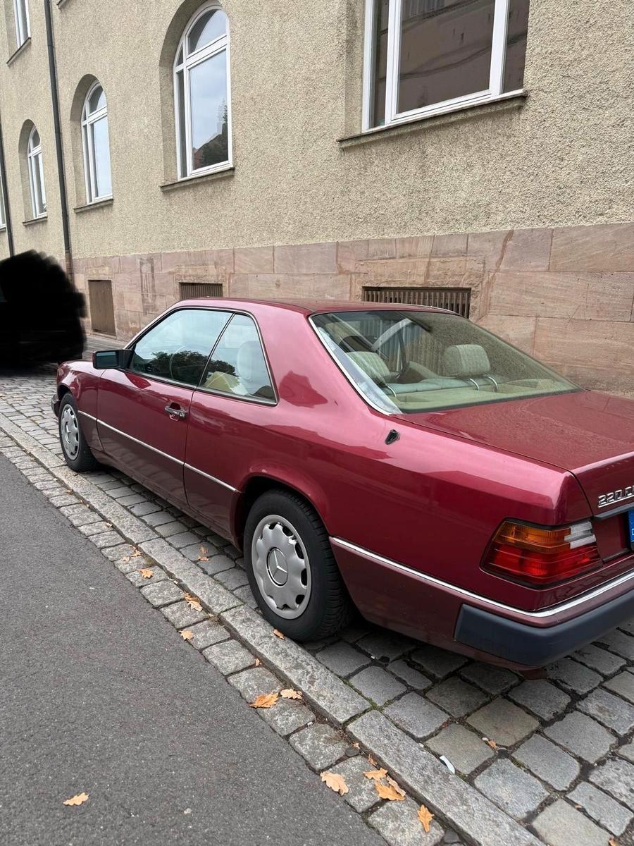 Mercedes-Benz CE 220