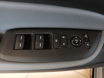 Fotografie des Honda Jazz 1.5 i-MMD Hybrid Advance Sport Navi AC
