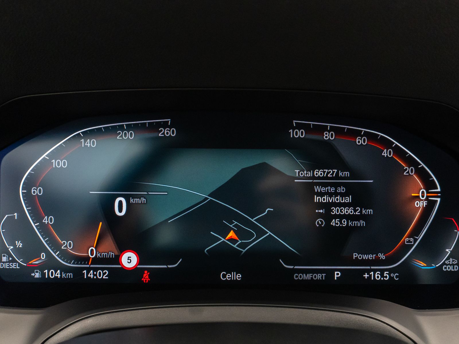 Fahrzeugabbildung BMW 320d xD Sport Line Kamera DAB HiFi Alarm AHK LED