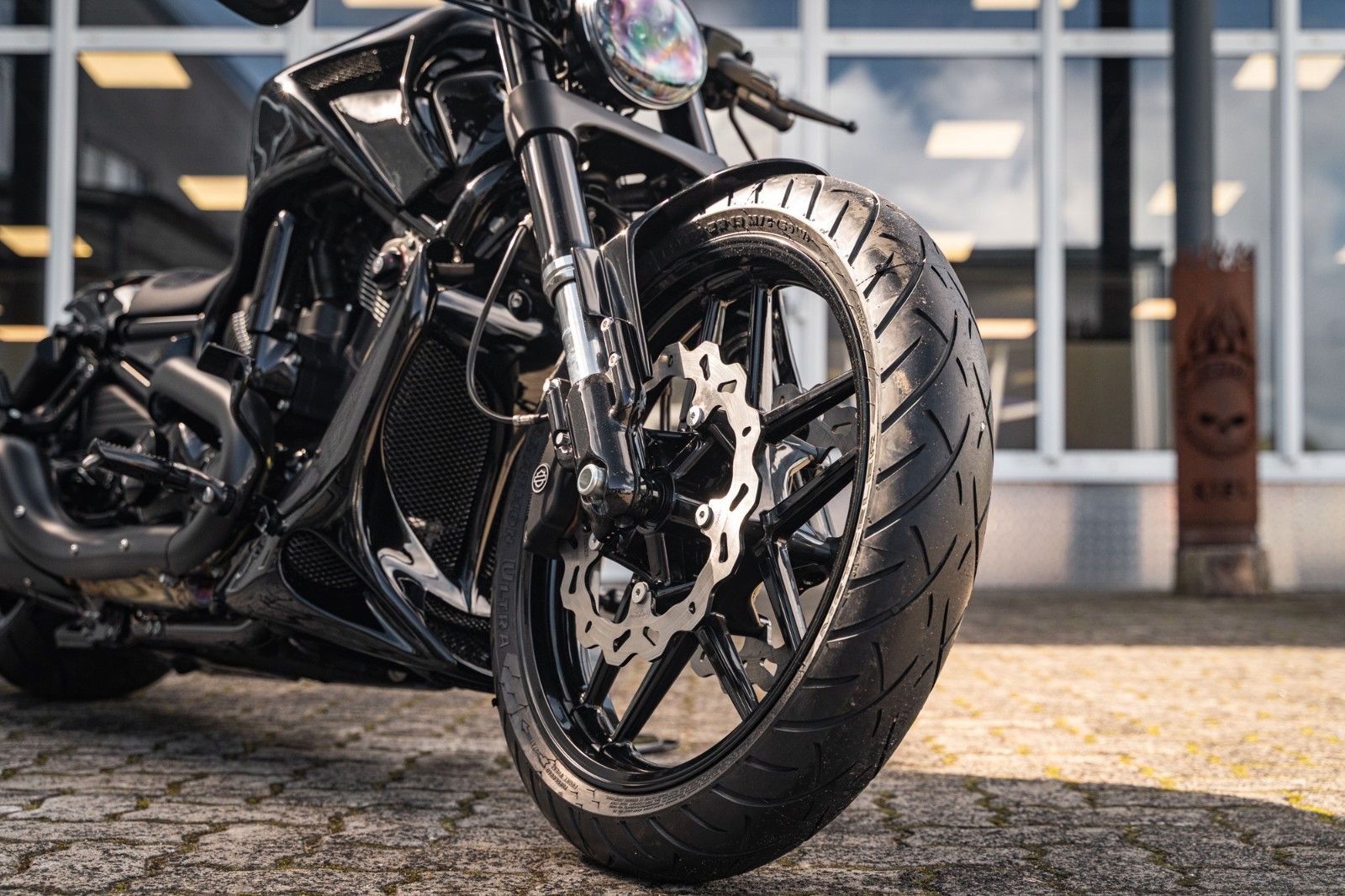 Fahrzeugabbildung Harley-Davidson VRSCDX Night Rod Special AIRRIDE 280 BadBoyCusto
