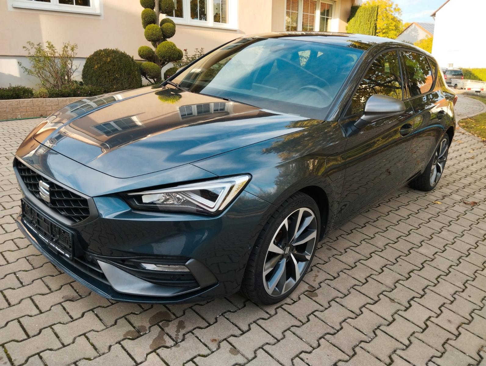 Seat Leon FR 1.4 e-Hybrid, DSG, Navi, PDC, Kamera,