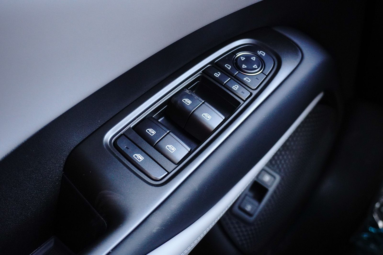 BYD SEAL 6