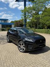 Jaguar E-Pace D180 R-DYNAMIC HSE 4WD Auto R-DYNAMIC HSE - Jaguar E-PACE HSE mit Diesel-Antrieb