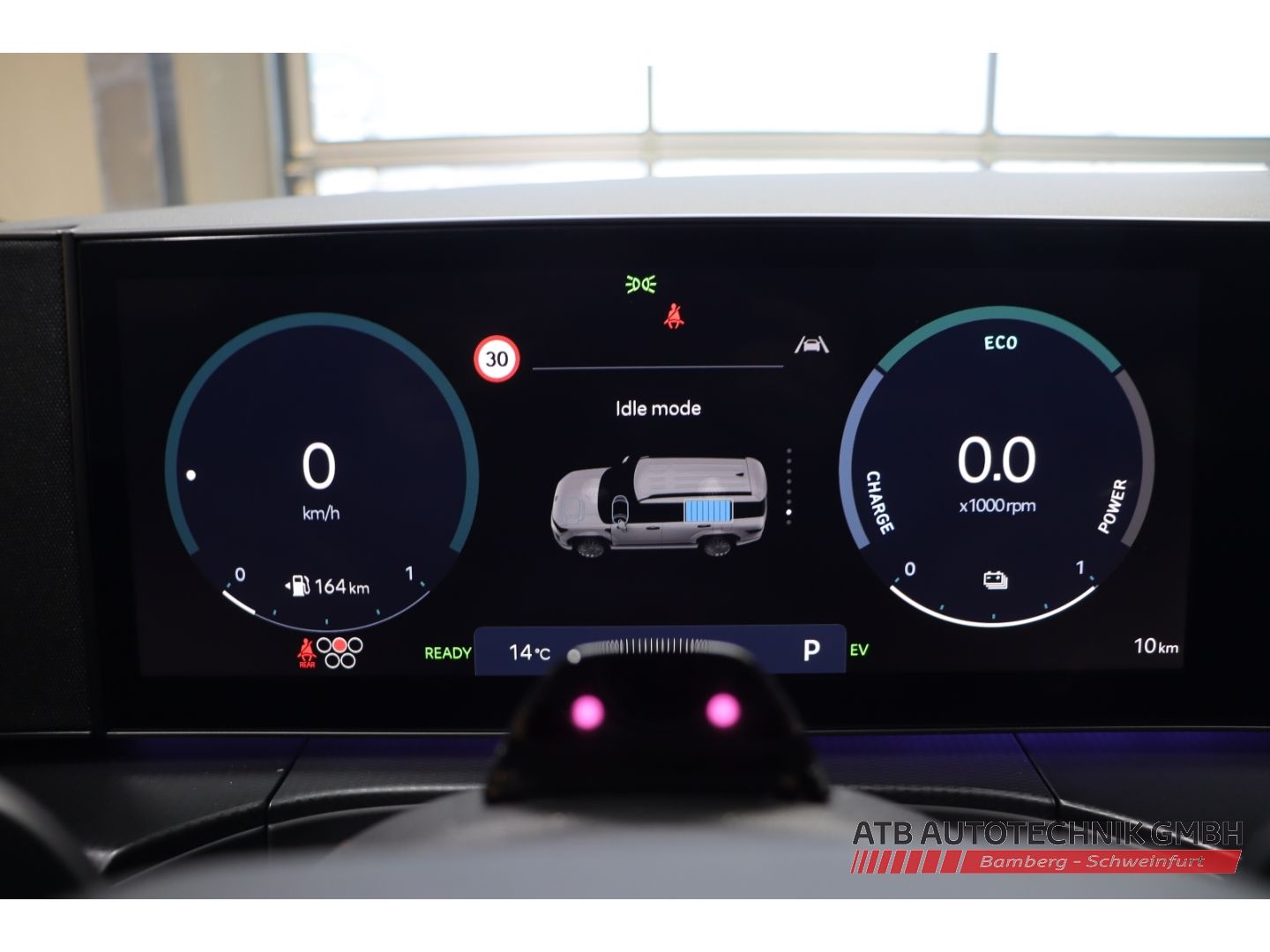 Fahrzeugabbildung Hyundai SANTA FE Blackline MY26 1.6 T-GDi PHEV 4WD HUD N