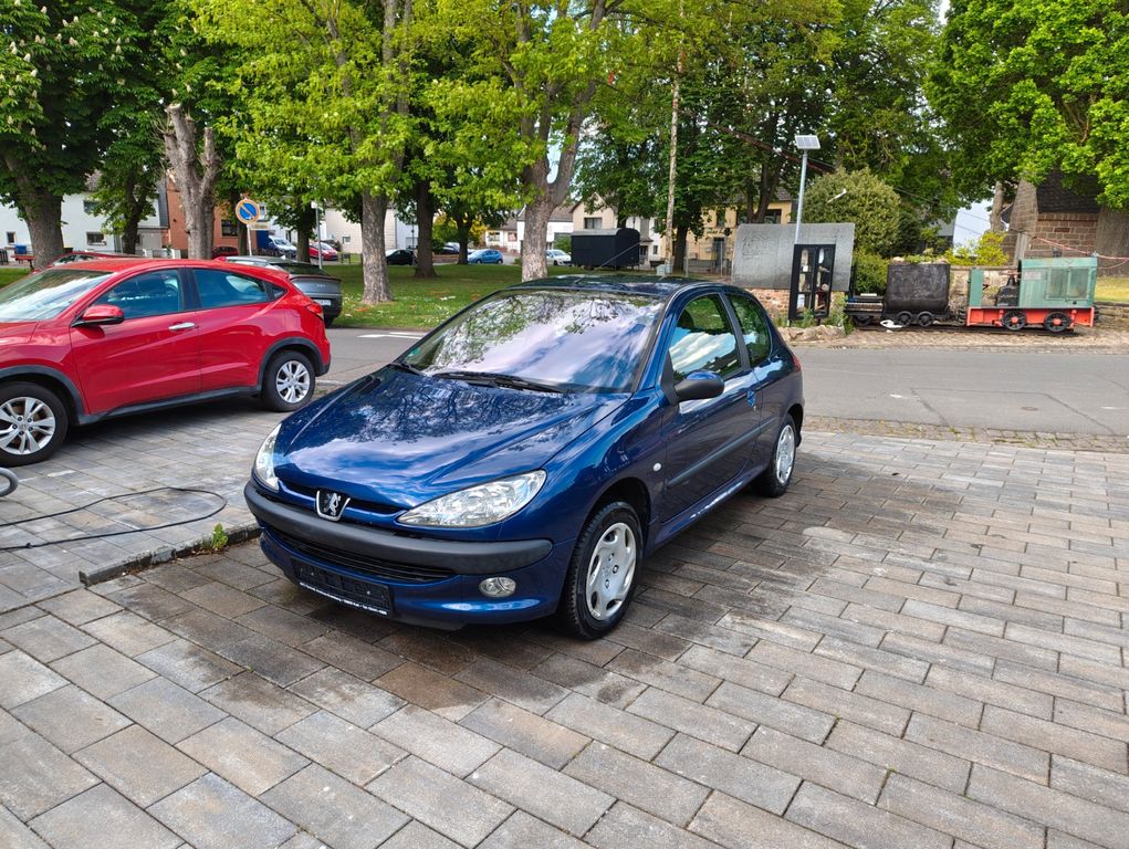 Peugeot 206