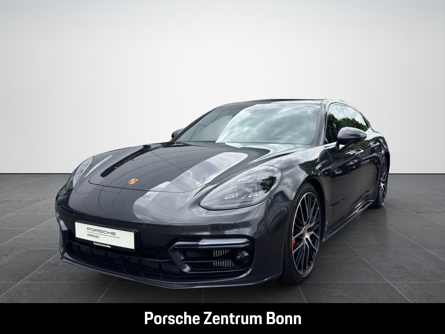 Porsche Panamera GTS Sport Turismo InnoDrive HA-Lenkung