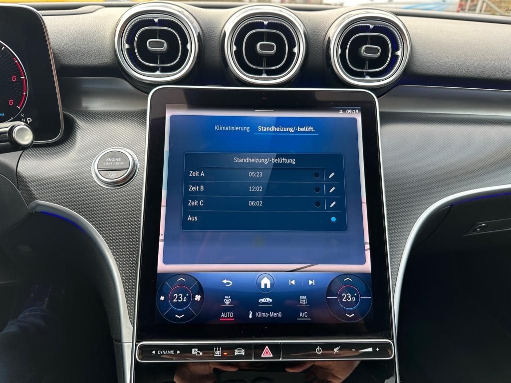 Fahrzeugabbildung Mercedes-Benz C 220 dT Night ACC SDHZ 360° LED HUD SHZ Ambie.