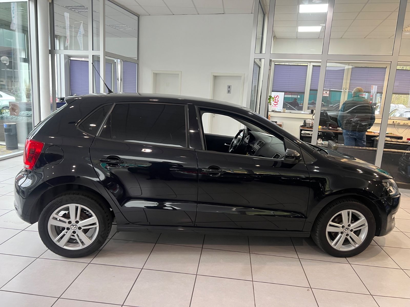 Fahrzeugabbildung Volkswagen Polo V 1.2 TSI  Comfortline