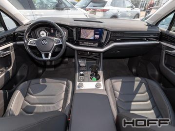 Volkswagen Touareg - 10