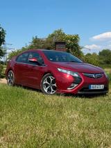 Opel Ampera - -