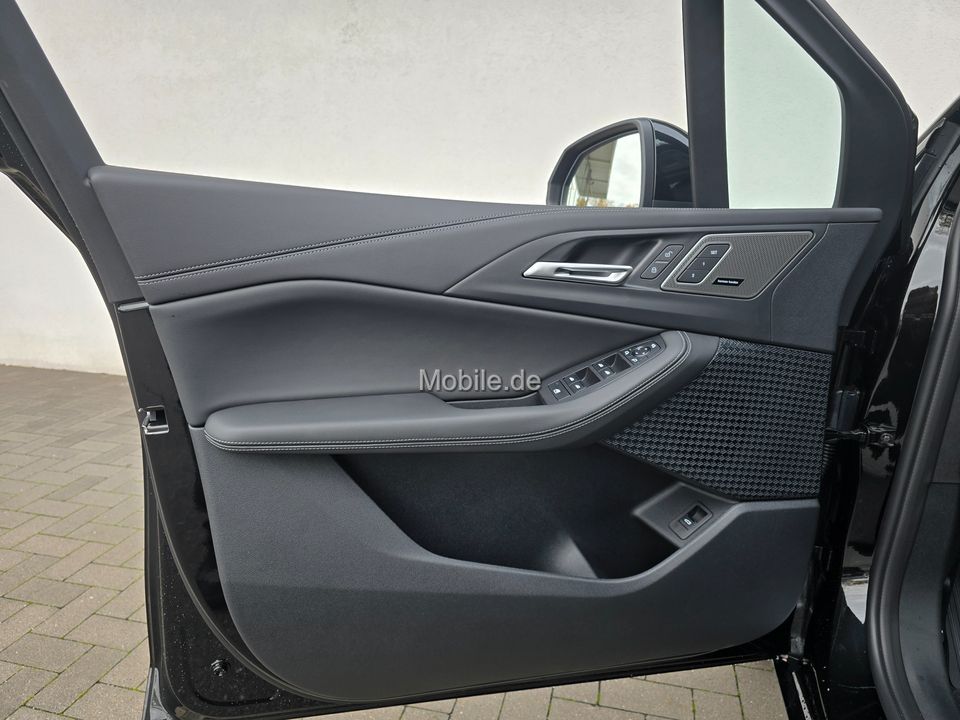 BMW 218 Active Tourer - Bild 16