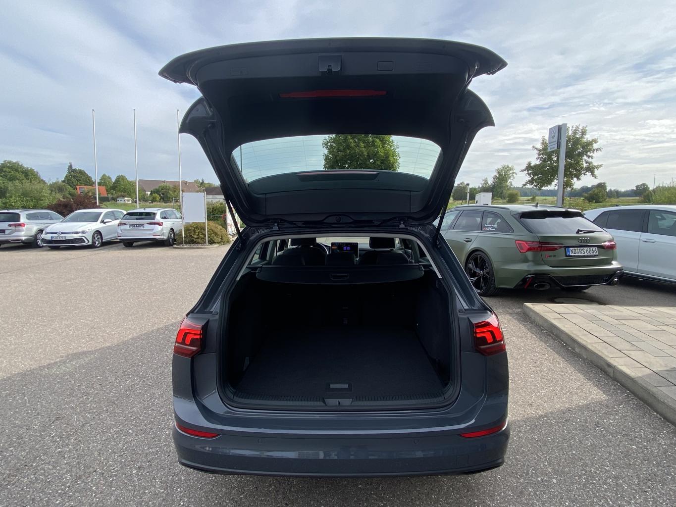 Volkswagen Golf 1.5 eTSI DSG LIFE AHK+APP-CONNECT+ACTIVE-IN, миниатюра 18