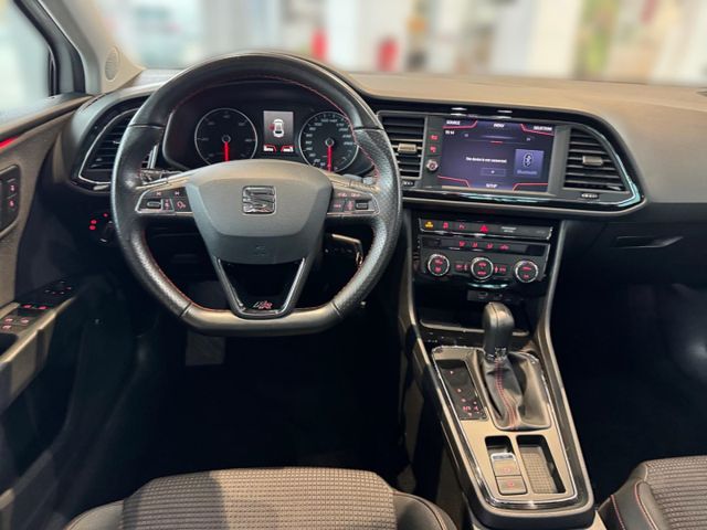 Leon FR 2.0 TDI LED Navi DAB AHK 2xPDC Kamera