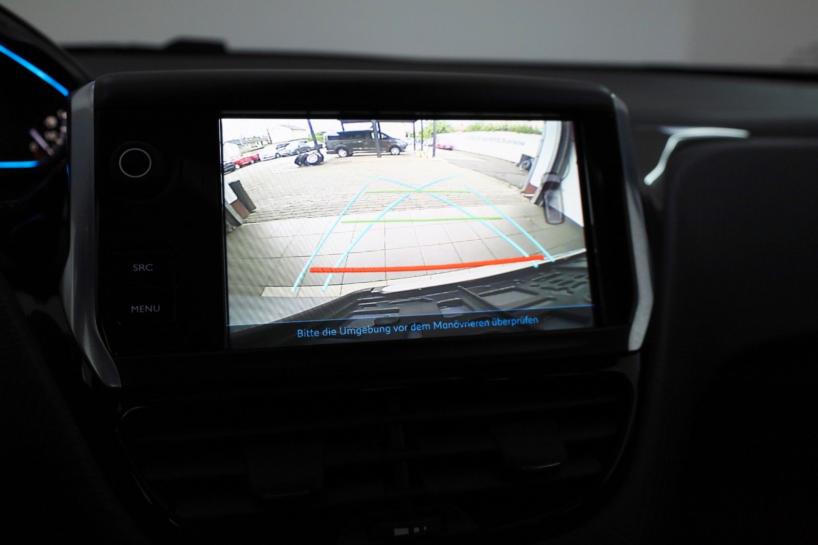 Fahrzeugabbildung Peugeot 2008 Allure Leder,Navi,Panorama,Kamera,SH,PDC