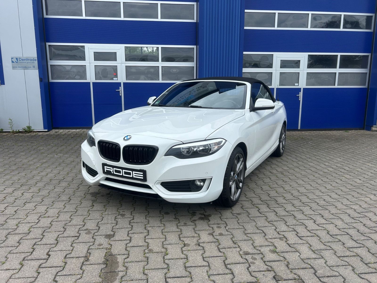 BMW 220i Cabrio - TOP!