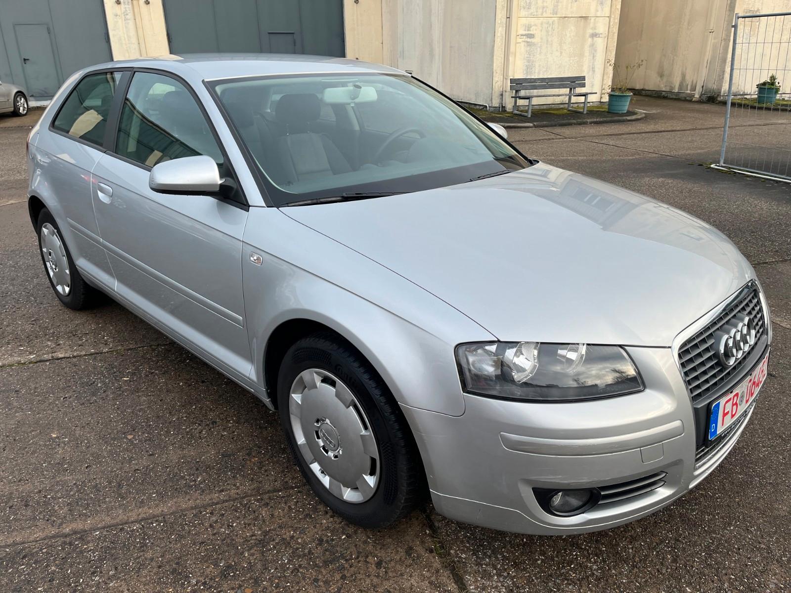 Audi A3 1.6 Attraction*TÜV NEU*